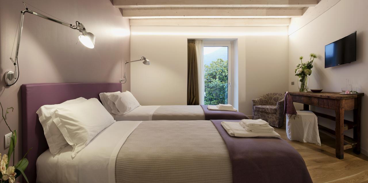 Bed and Breakfast Manzoni 124 Bed&Relax à Esine Extérieur photo